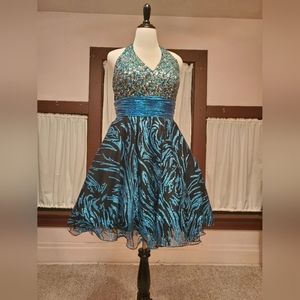 Sparkly Blue Shortie Partydress